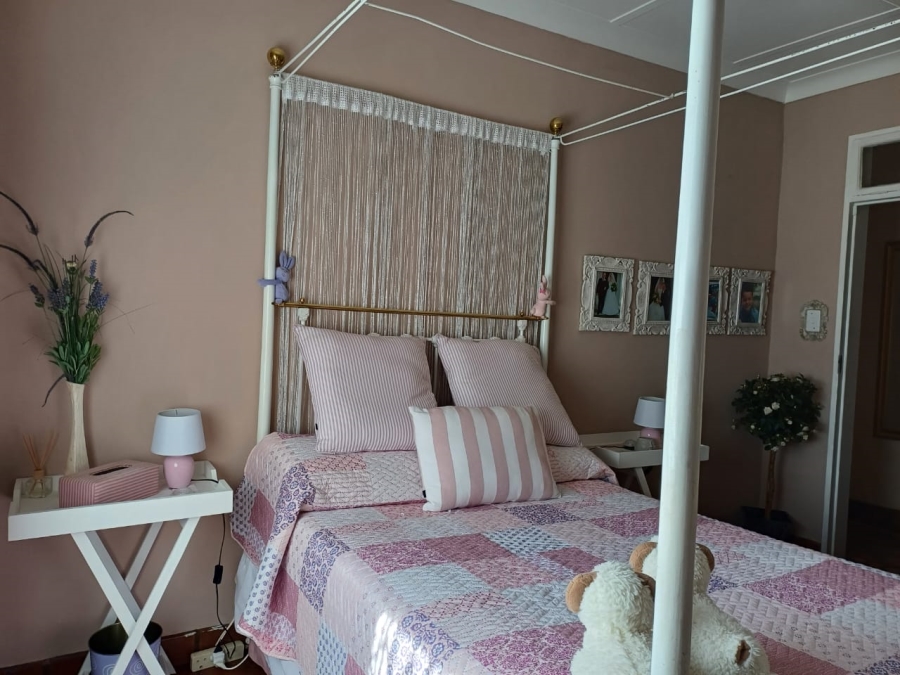 4 Bedroom Property for Sale in Lime Acres Northern Cape